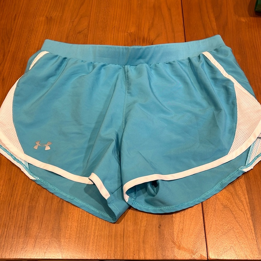 Under Armour flyby 2.0 Running Shorts.